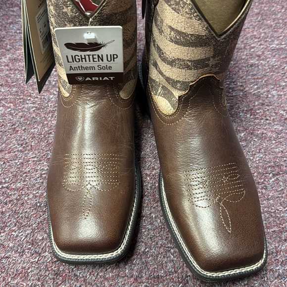 NWT Ariat Anthem Shortie Myra leather cowboy boots - Picture 2 of 7